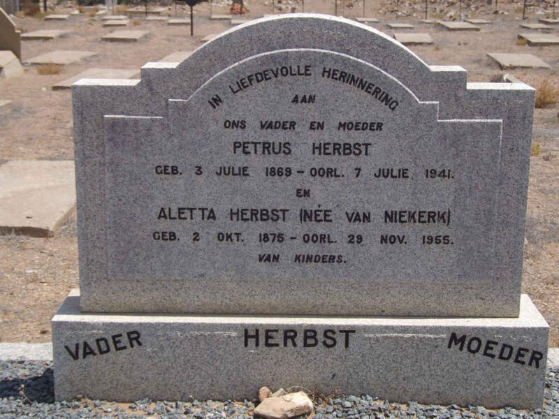 HERBST Petrus 1869-1941 & Aletta VAN NIEKERK 1875-1955