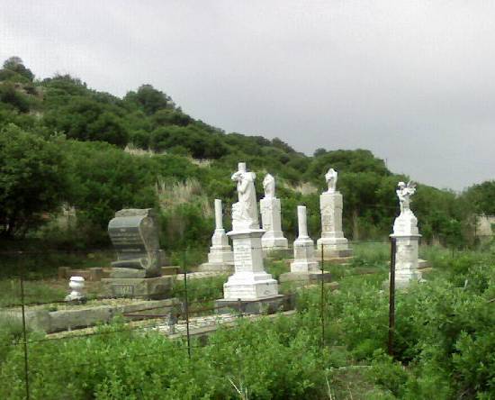 1. Overview of graves at Kalverfontein Cemetery