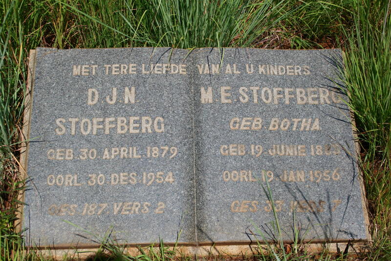 STOFFBERG D.J.N. 1879-1954 & M.E. BOTHA 1883-1956