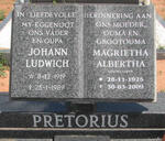 PRETORIUS Johann Ludwich 1919-1989 & Magrietha Albertha nee STEYN 1925-2009