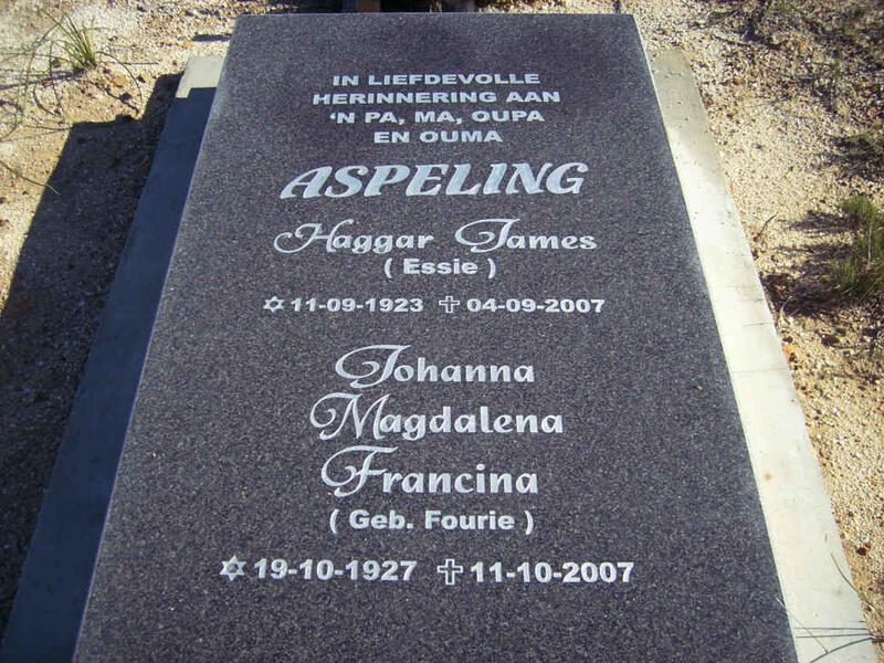 ASPELING Haggar James 1923-2007 & Johanna Magdalena Francina FOURIE 1927-2007