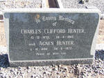 HUNTER Charles Clifford 1875-1962 & Agnes 1880-1972