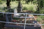 Kwazulu-Natal, ESTCOURT district, Mount Alice, Mount Alice 13465, Spearman family cemetery
