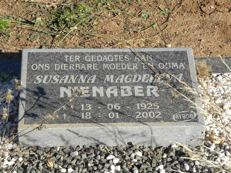 NIENABER Susanna Magdelena 1925-2002