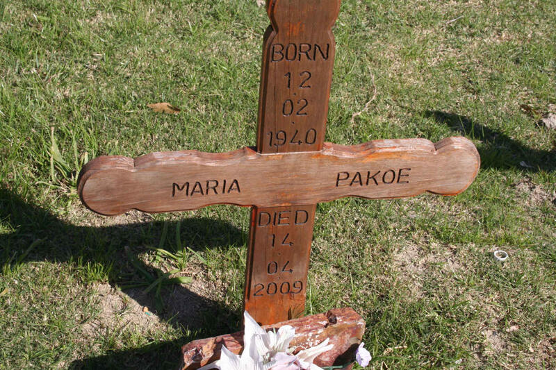 PAKOE Maria 1940-2009