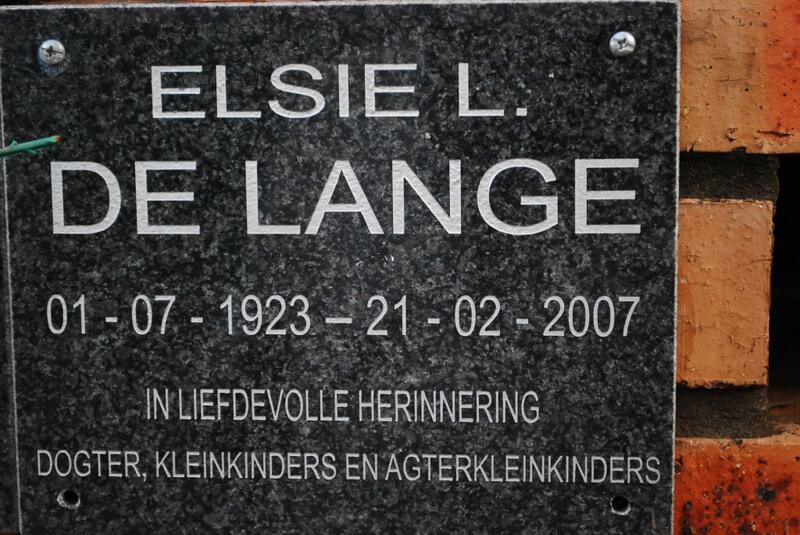 LANGE Elsie L., de 1923-2007