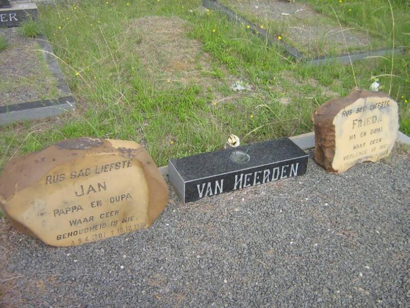 HEERDEN Jan, van 1907-1977 & Frieda 1921-1983