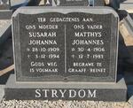 STRYDOM Matthys Johannes 1906-1983 & Susarah Johanna 1909-1994