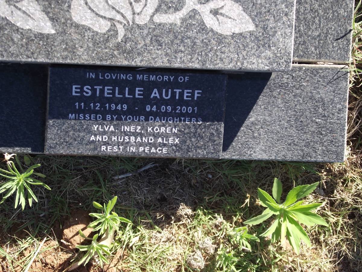 AUTEF Estelle 1949-2001