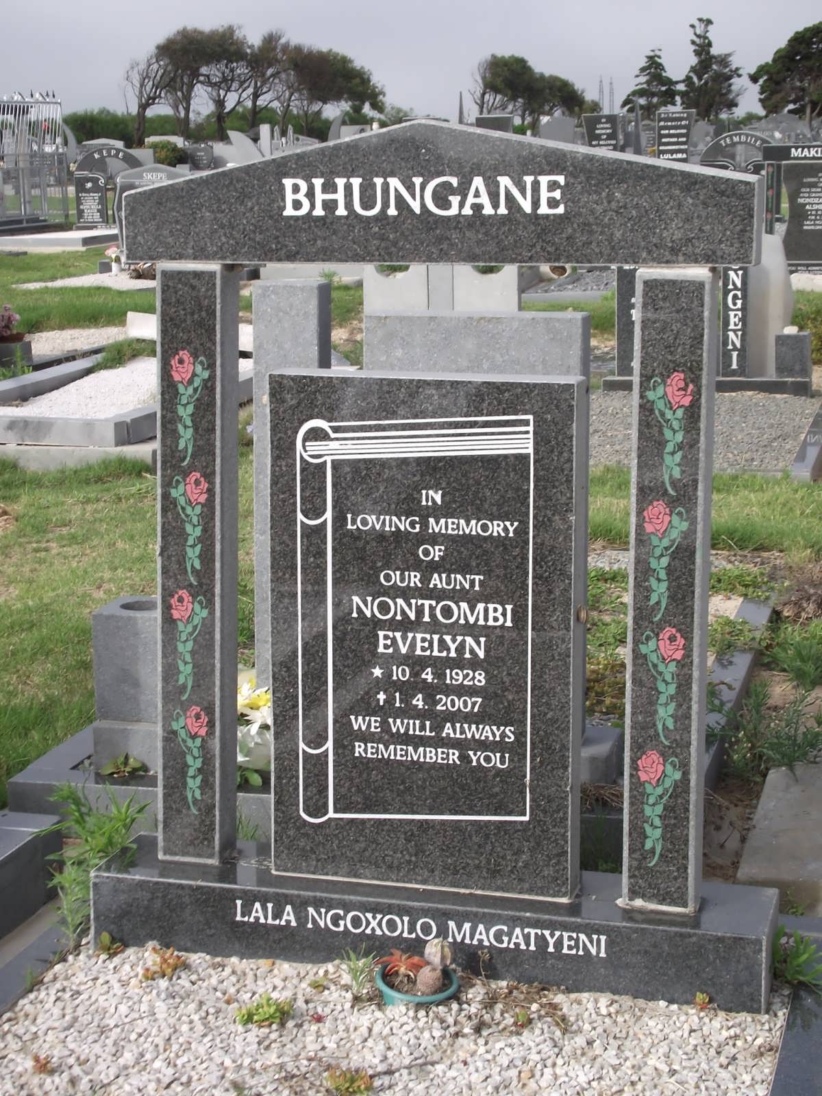 BHUNGANE Nontombi Evelyn 1928-2007