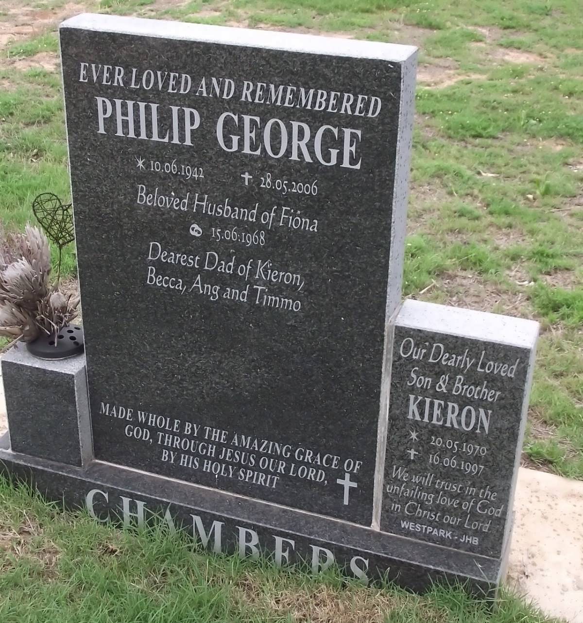 CHAMBERS Philip George 1942-2006 :: CHAMBERS Kieron 1970-1997