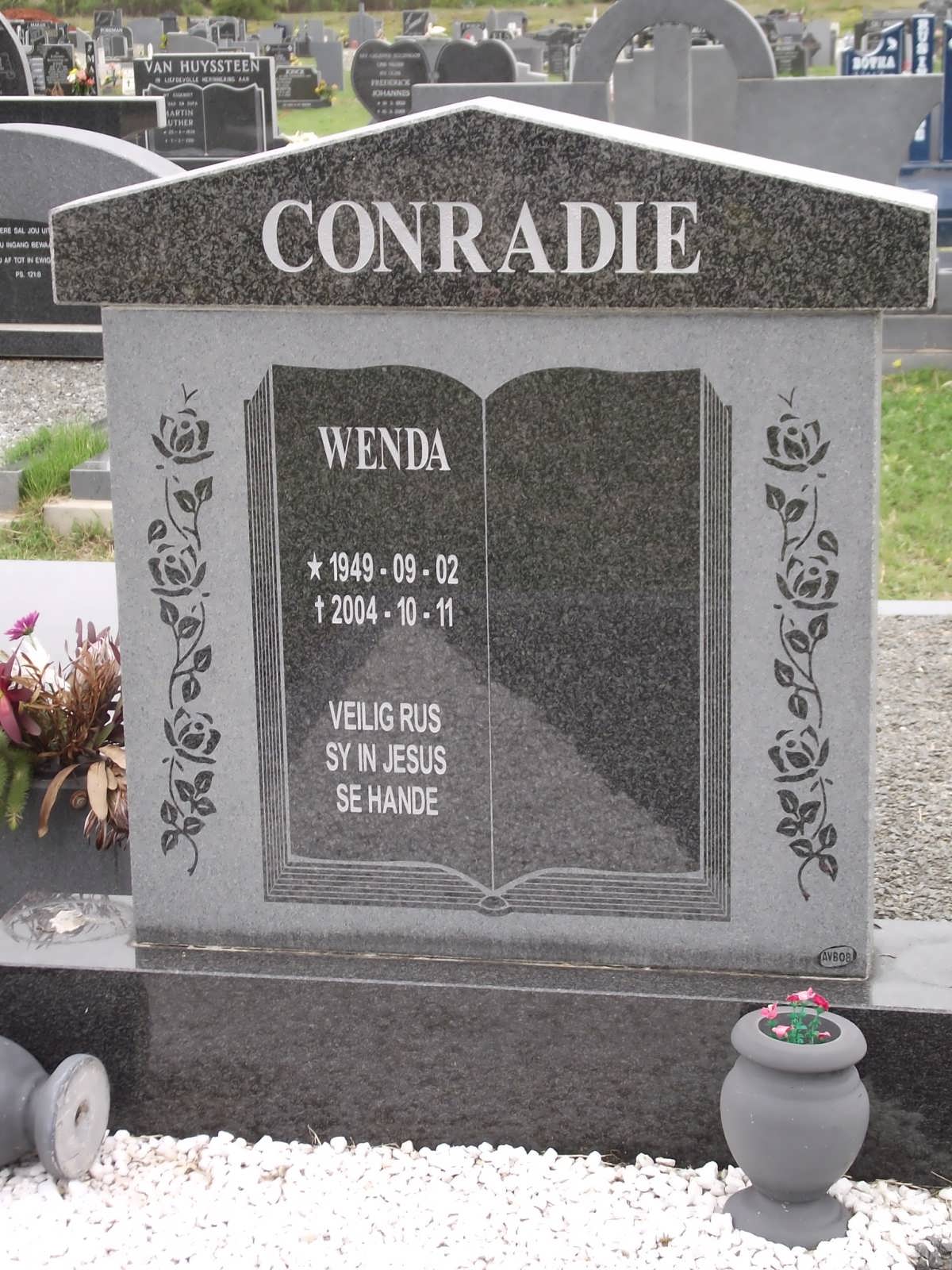 CONRADIE Wenda 1949-2004