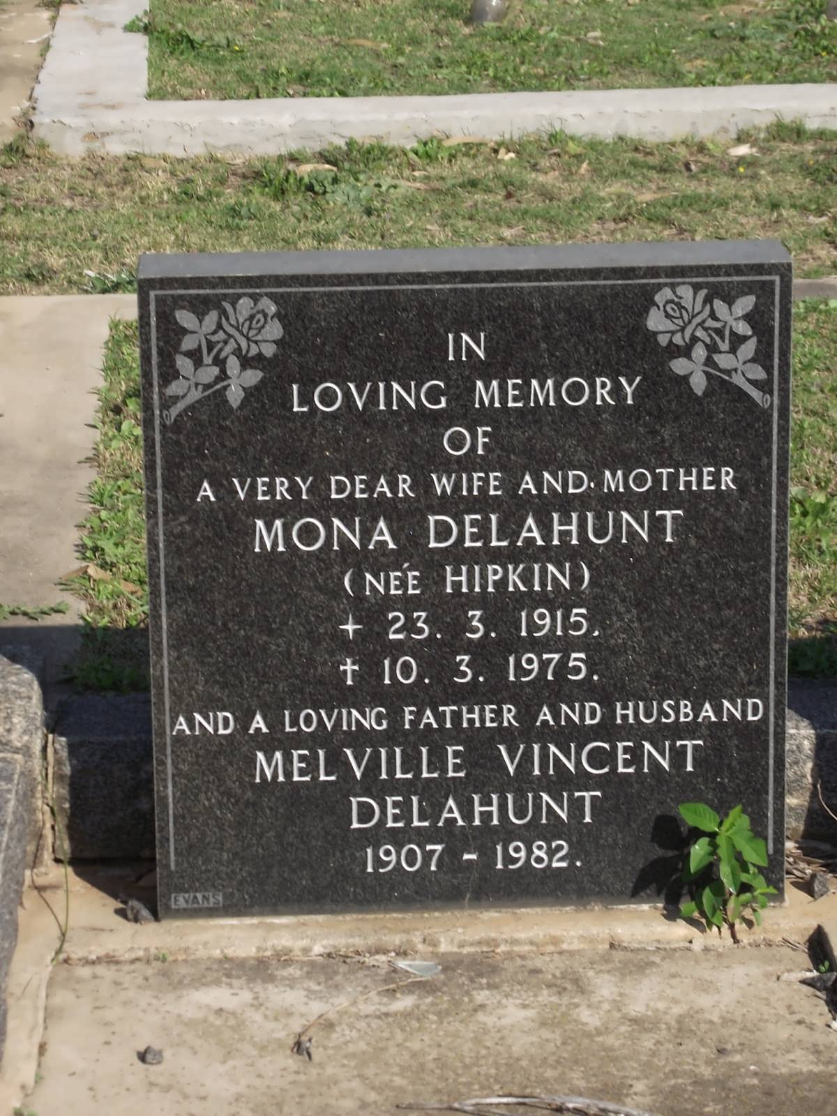 DELAHUNT Melville Vincent 1907-1982 & Mona HIPKIN 1915-1975