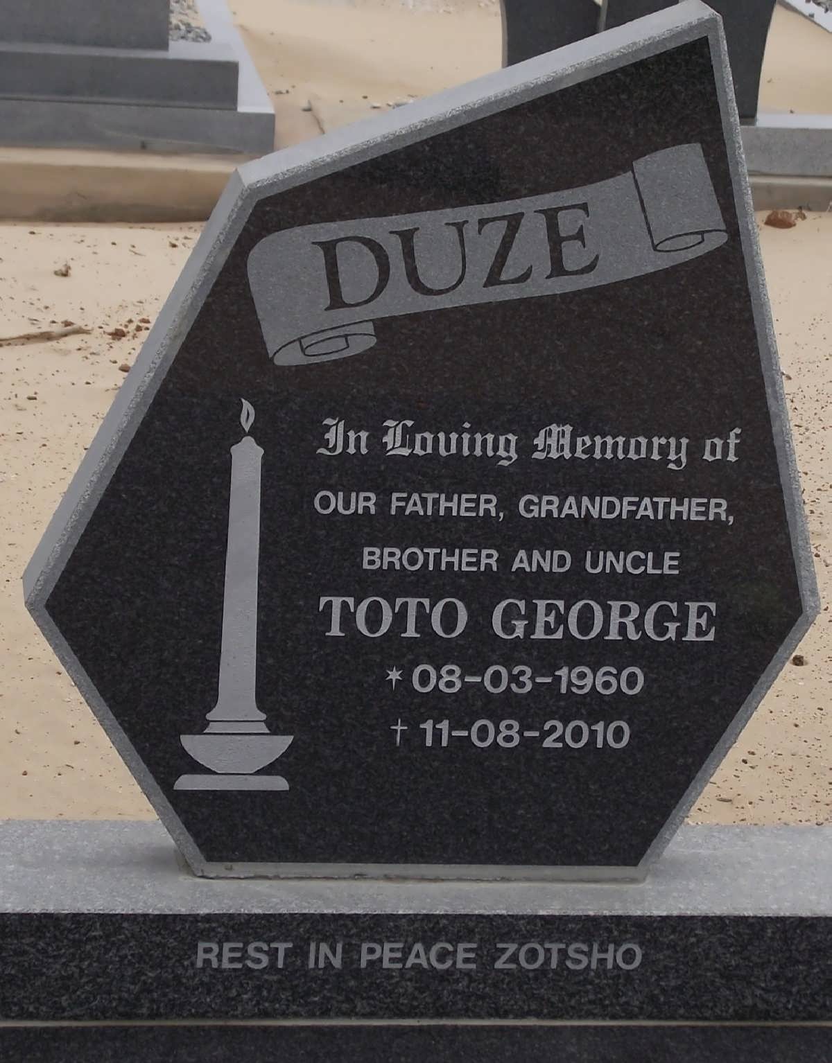 DUZE Toto George 1960-2010