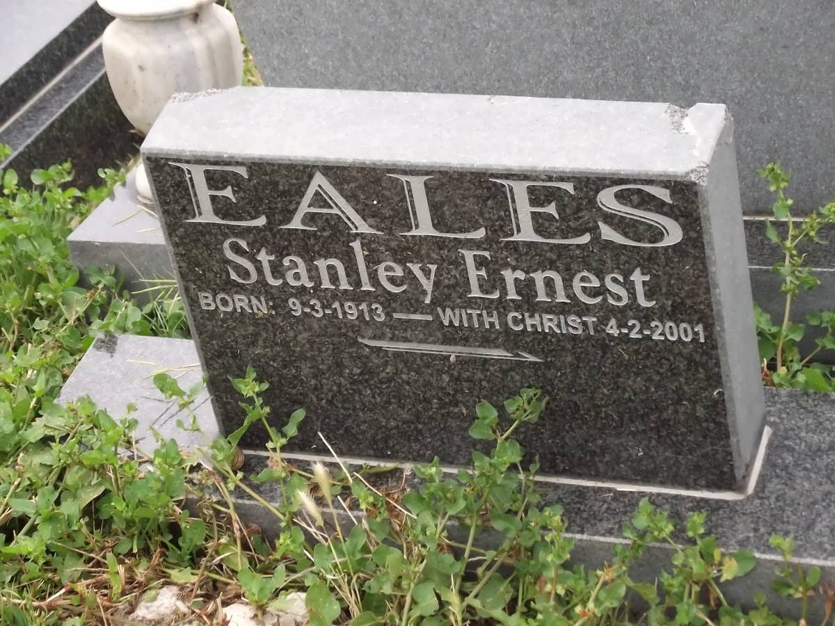 EALES Stanley Ernest 1913-2001