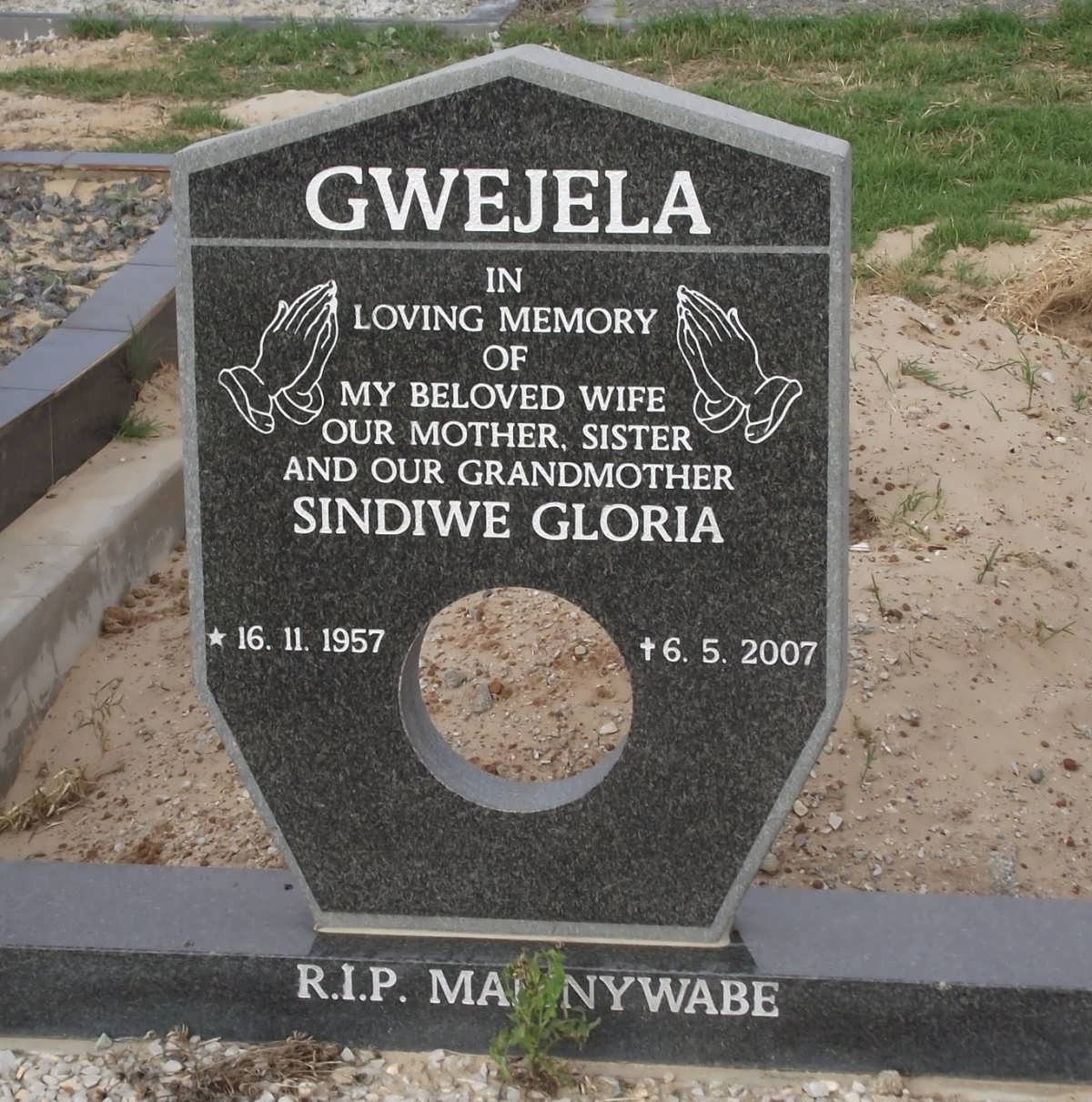 GWEJELA Sindiwe Gloria 1957-2007