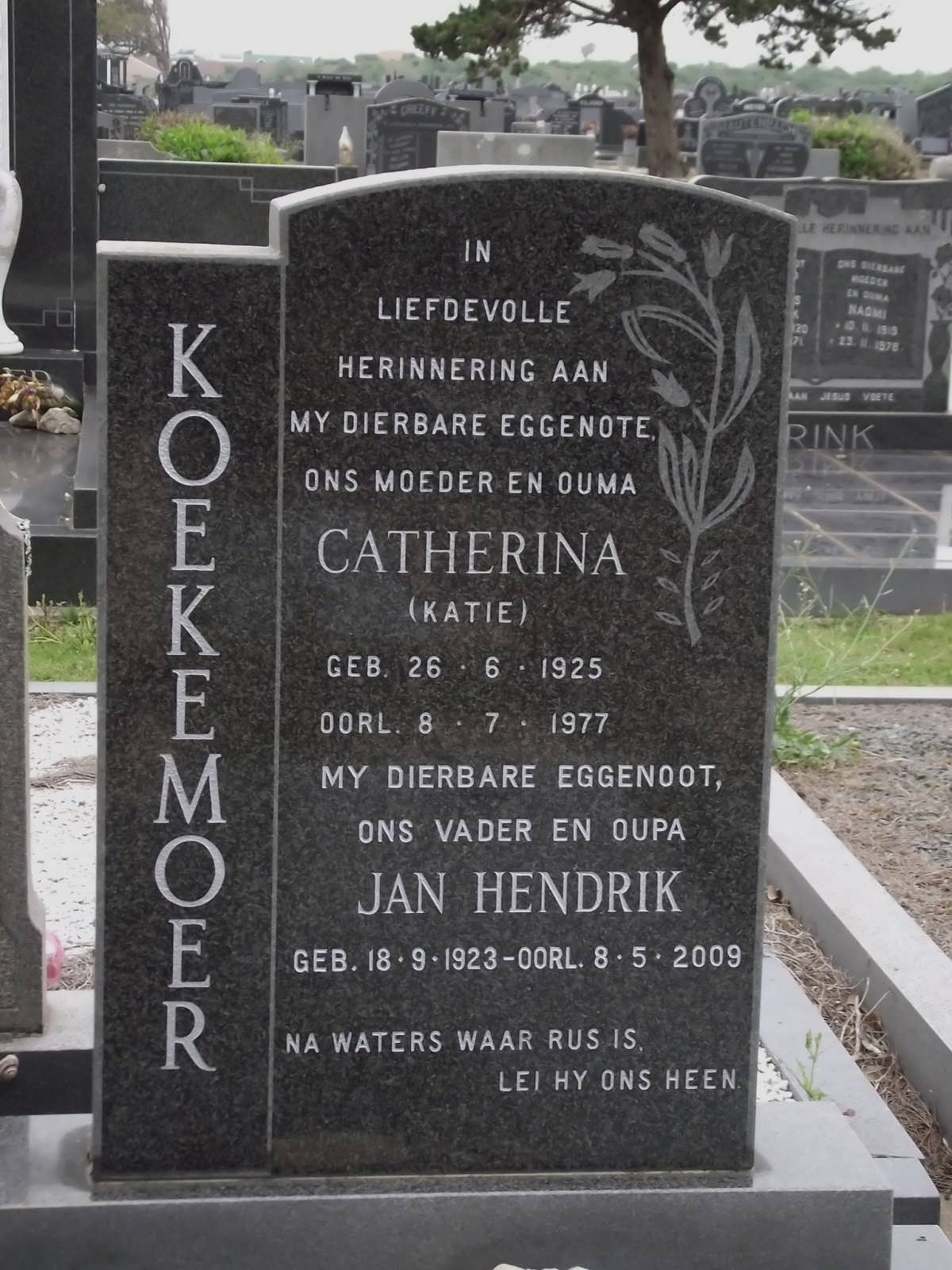 KOEKEMOER Jan Hendrik 1923-2009 & Catherina 1925-1977