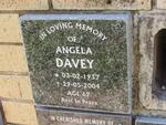 DAVEY Angela 1937-2004