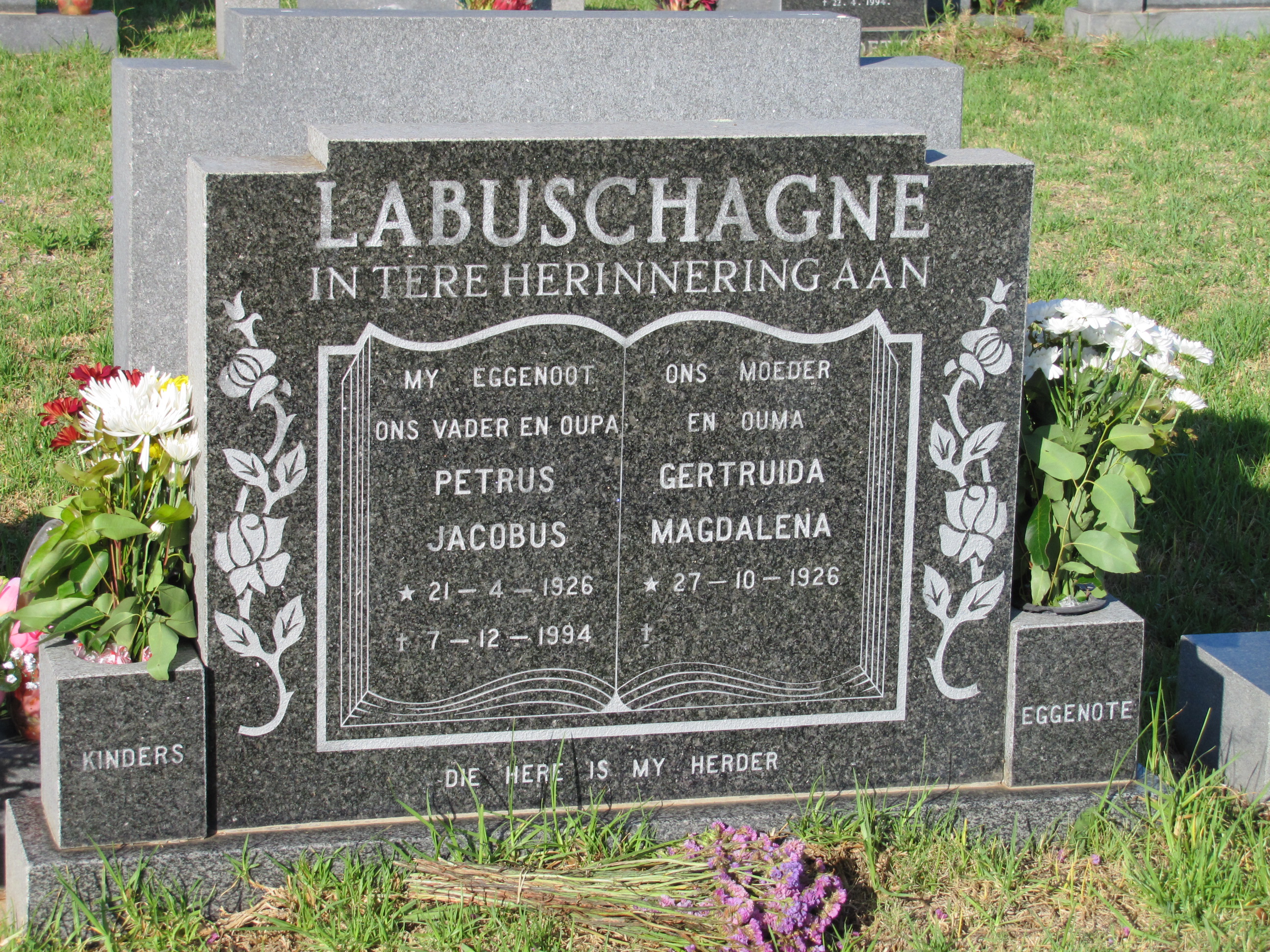 LABUSCHAGNE Petrus Jacobus 1926-1994 & Gertrude Magdalena 1926-