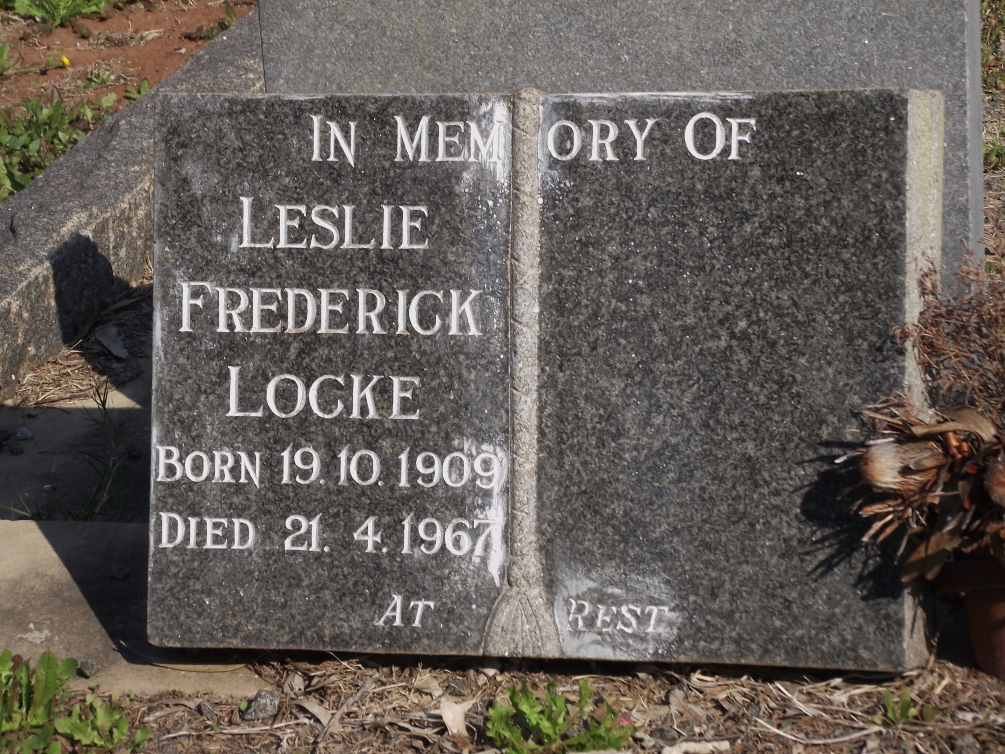 LOCKE Leslie Frederick 1909-1967