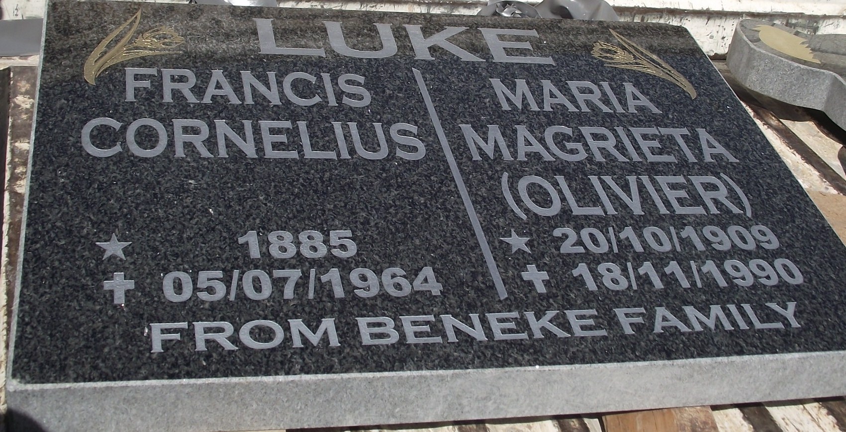 LUKE Francis Cornelius 1885-1964 &  Magrieta Maria OLIVIER 1909-1990