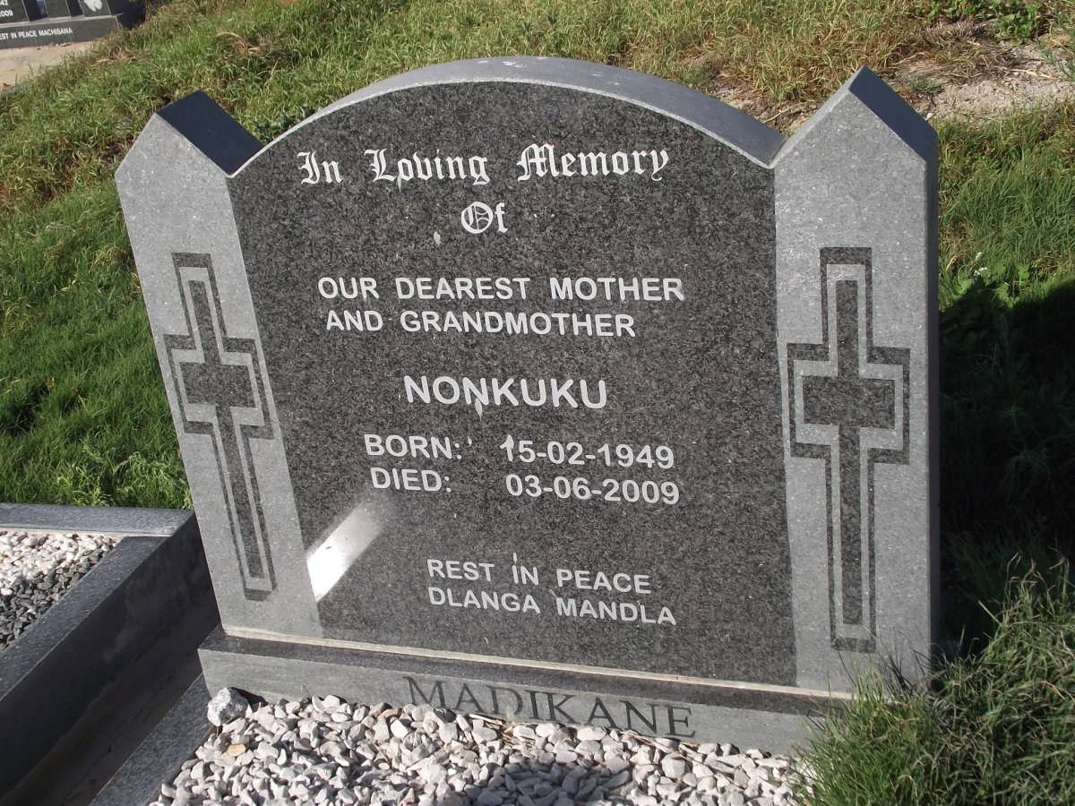 MADIKANE Nonkuku 1949-2009