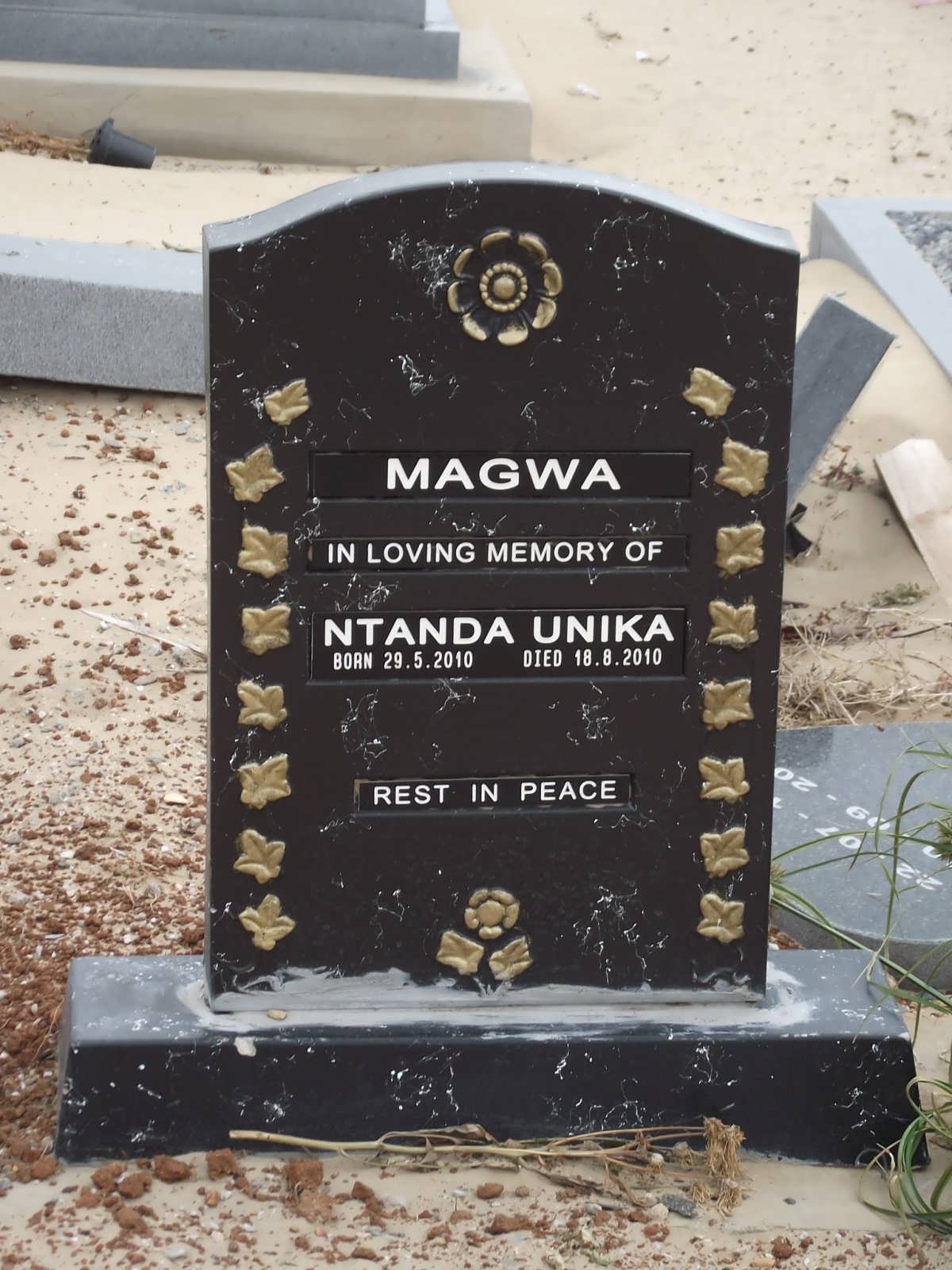 MAGWA Ntanda Unika 2010-2010