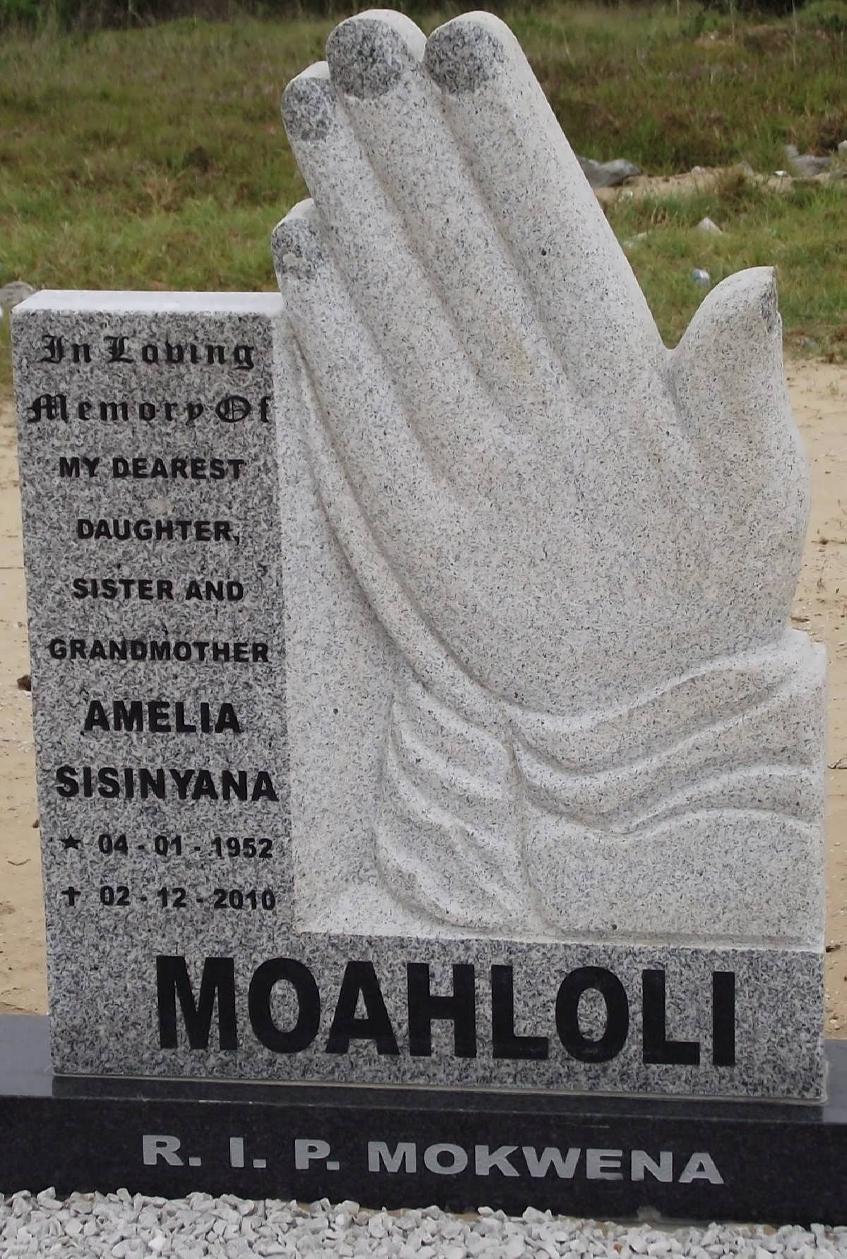 MOAHLOLI Amelia Sisinyana 1952-2010