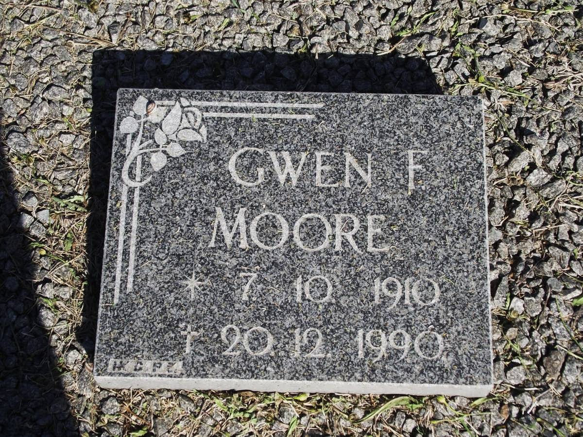 MOORE Gwen F. 1910-1990