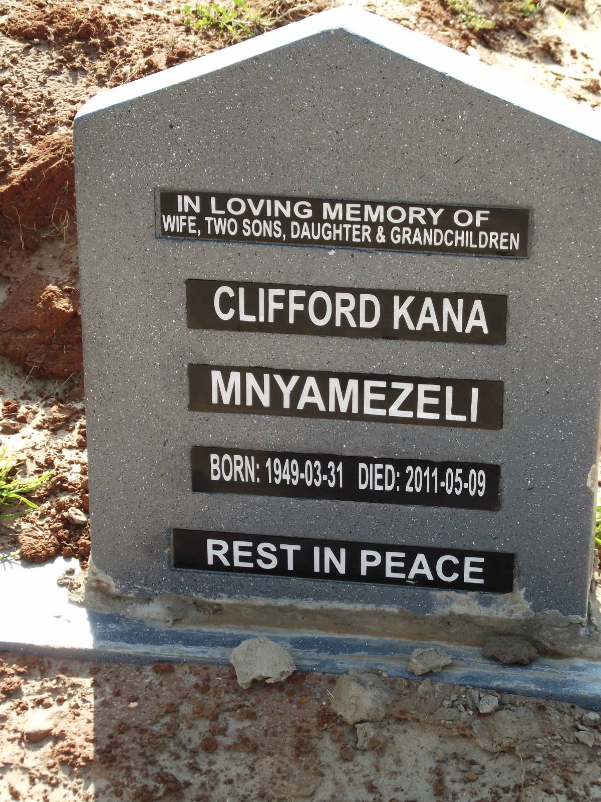 MNYAMEZELI Clifford Kana 1949-2011