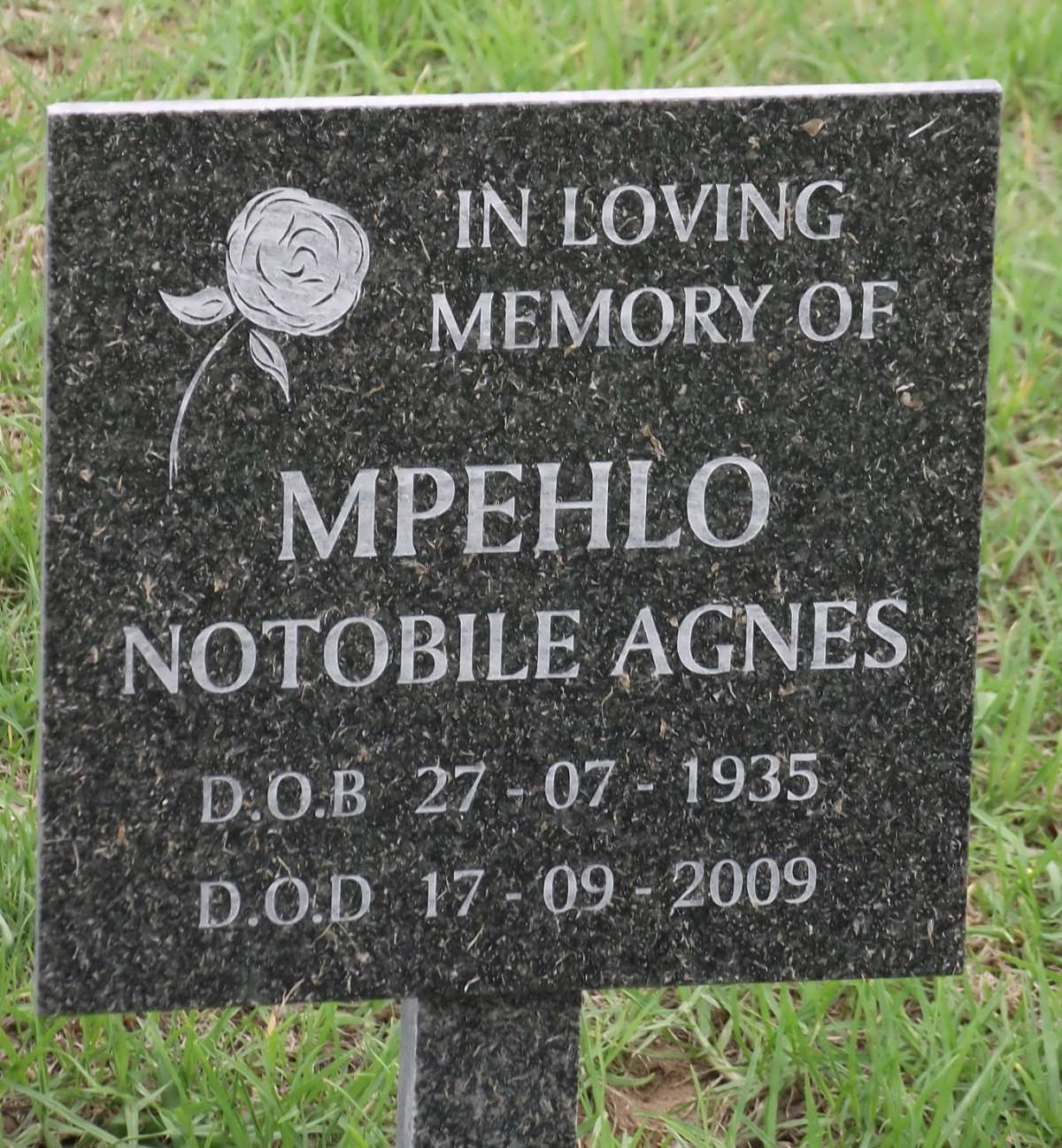 MPEHLO Notobile Agnes 1935-2009