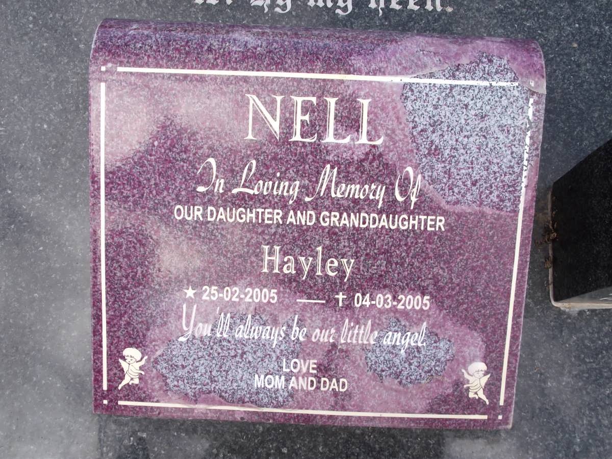 NELL Hayley 2005-2005