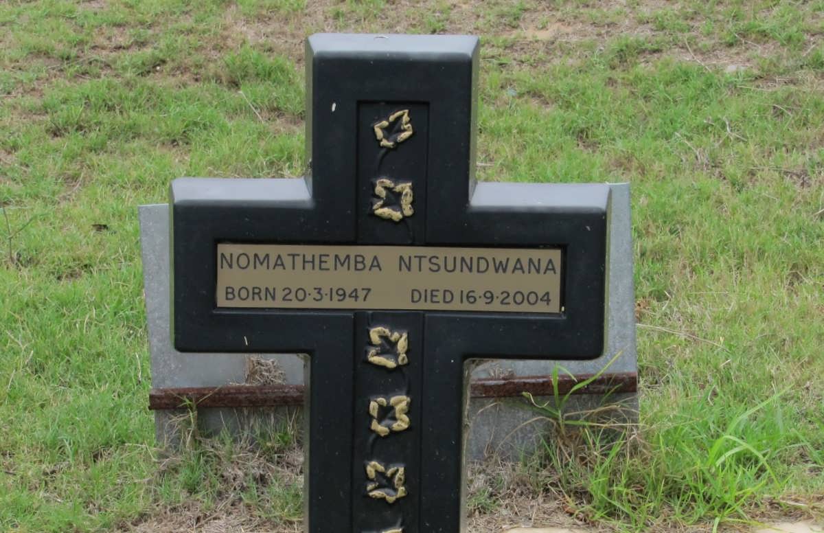 NTSUNDWANA Nomathemba 1947-2004