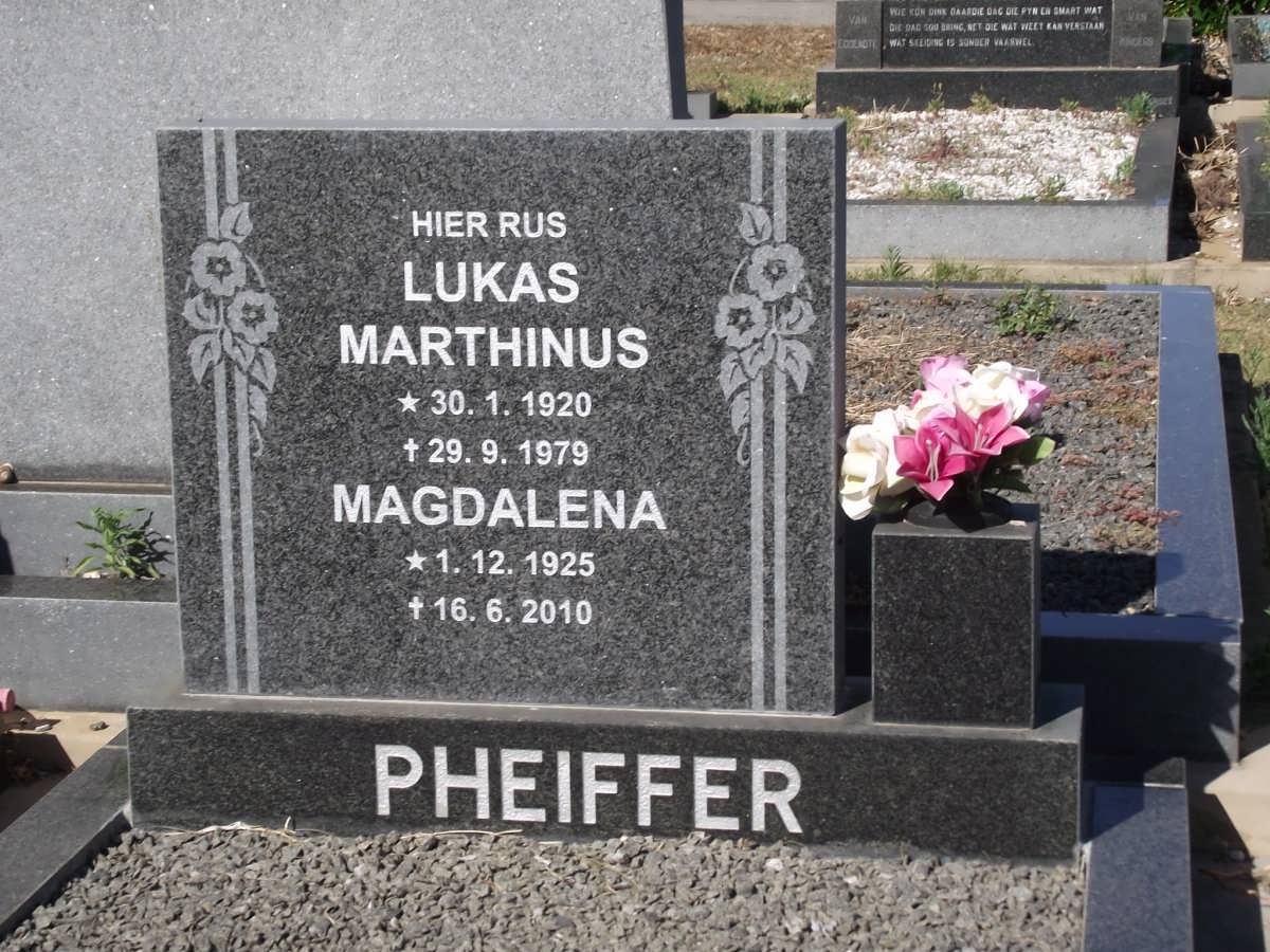PHEIFFER Lukas Marthinus 1920-1979 & Magdalena 1925-2010