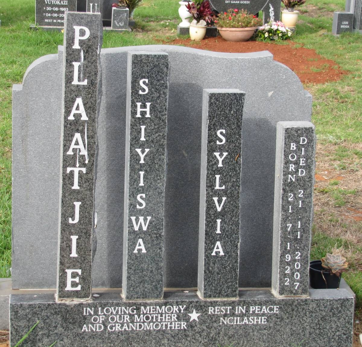 PLAATJIE Shiyiswa Sylvia 1922-2007