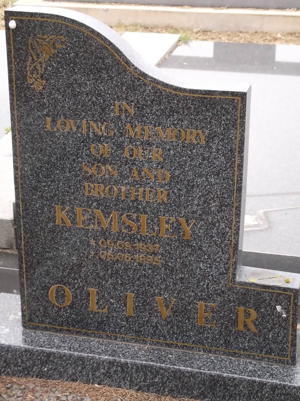 OLIVER Kemsley 1937-1995