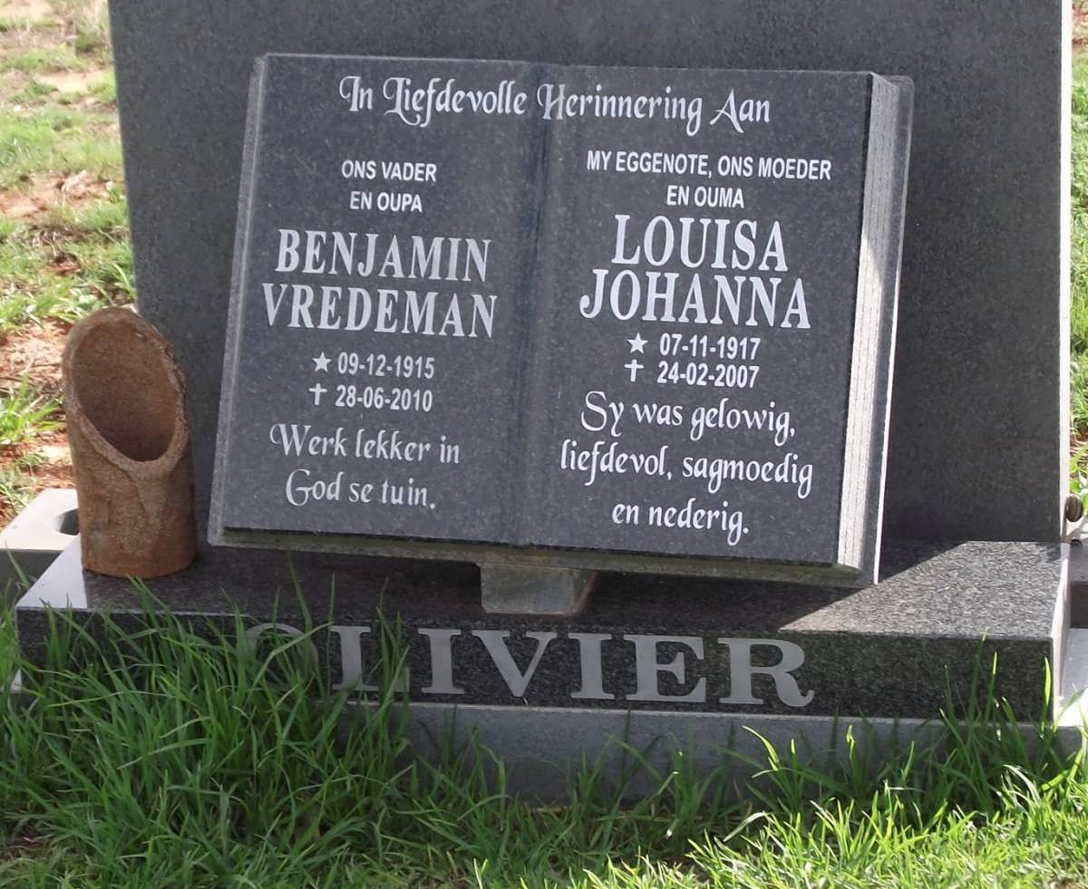OLIVIER Benjamin Vredeman 1915-2010 & Louisa Johanna 1917-2007