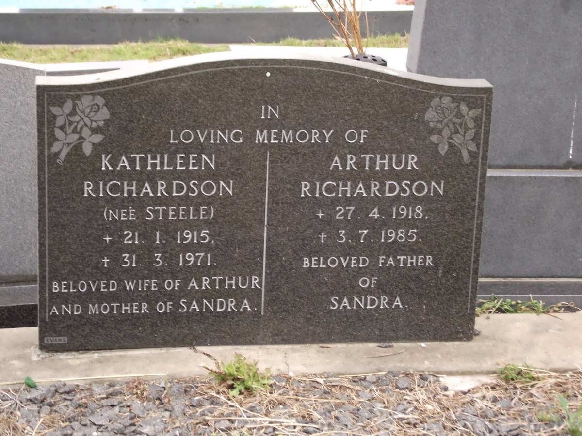 RICHARDSON Arthur 1918-1985 & Kathleen STEELE 1915-1971
