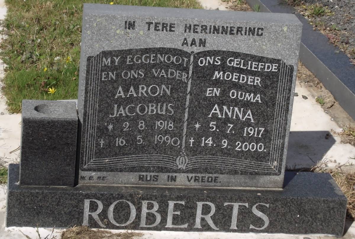 ROBERTS Aaron Jacobus 1918-1990 & Anna 1917-2000