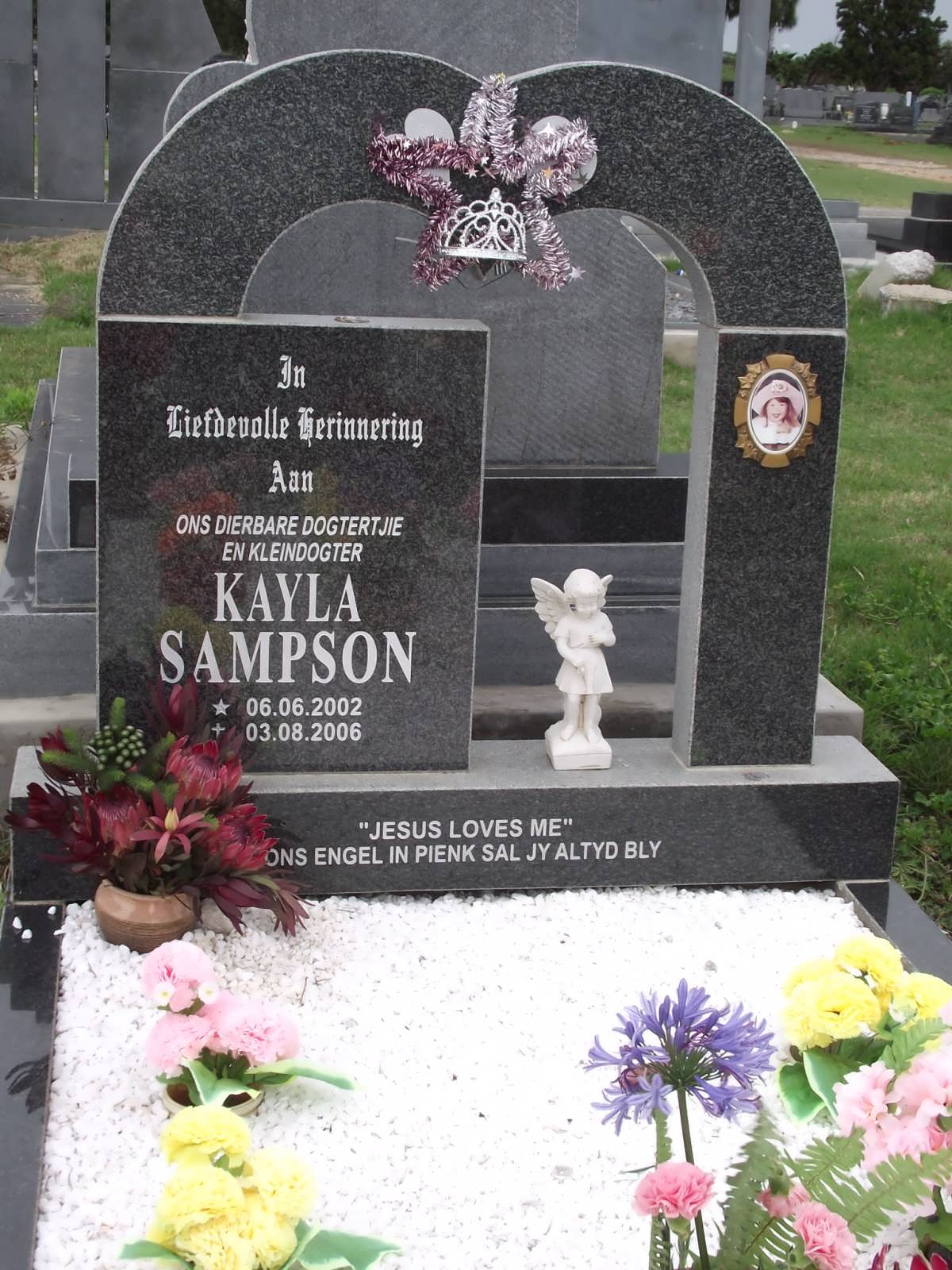 SAMPSON Kayla 2002-2006