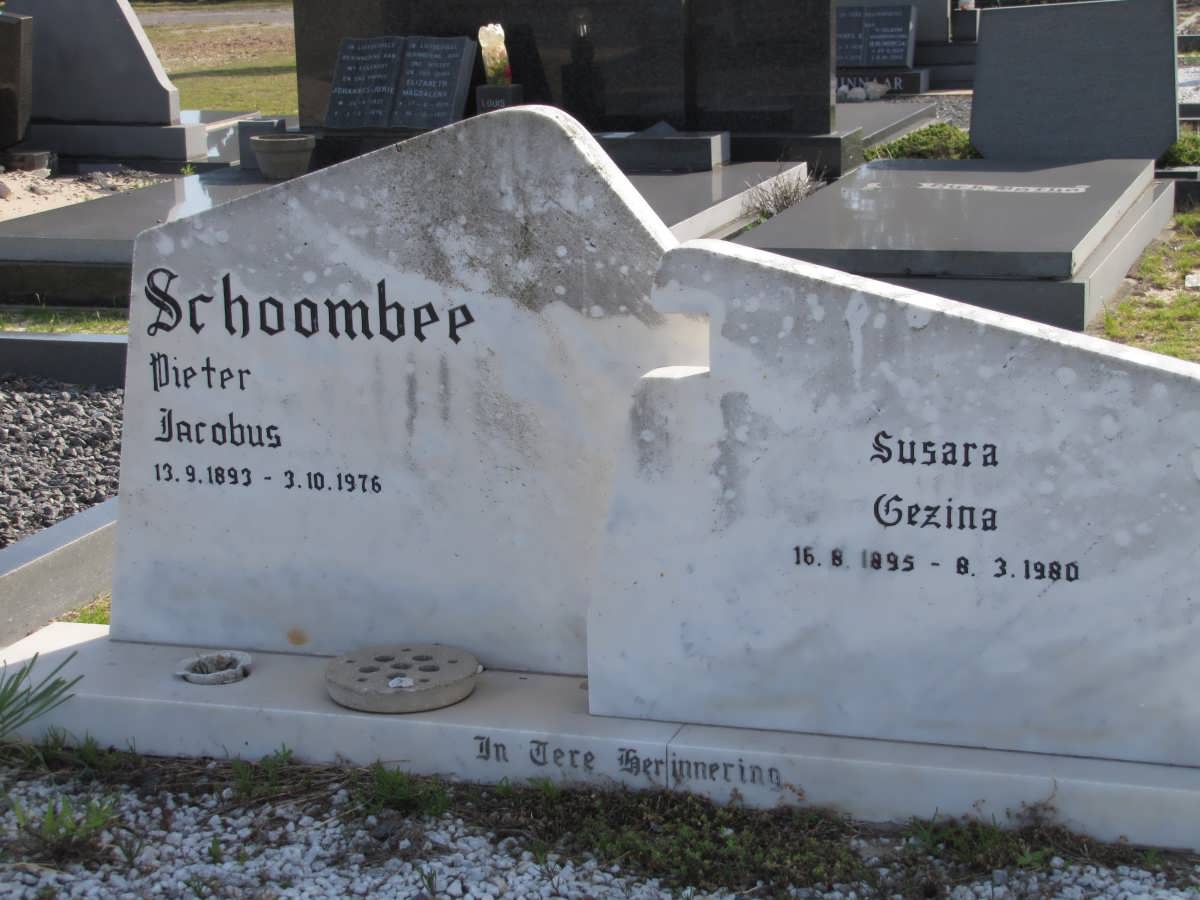 SCHOOMBEE Pieter Jacobus 1893-1976 & Susara Gezina 1895-1980
