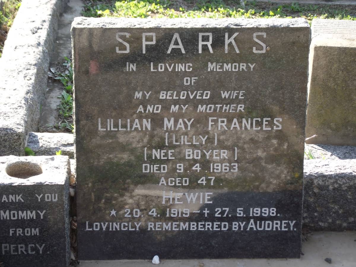 SPARKS Lillian May nee BOYER -1963 :: SPARKS Hewie 1919-1998