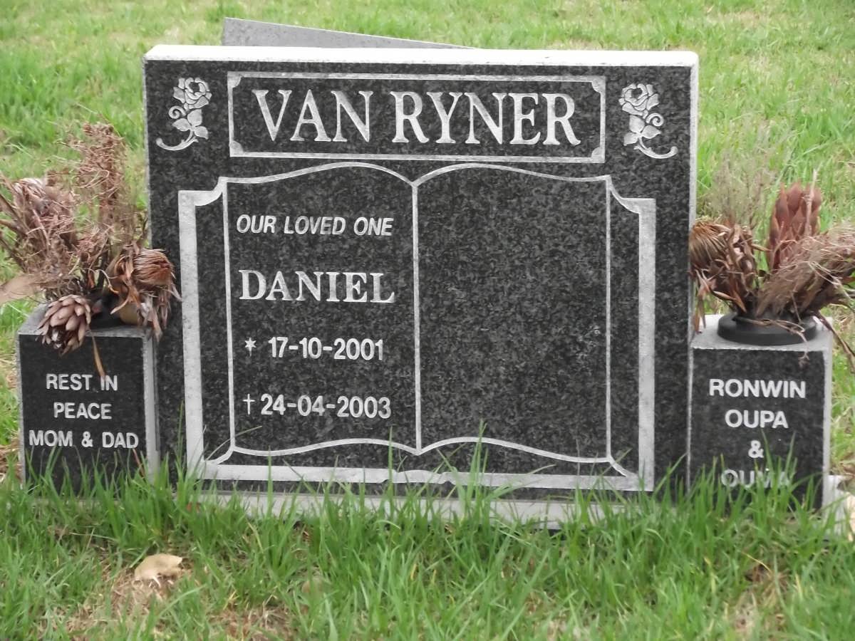 RYNER Daniel, van 2001-2003