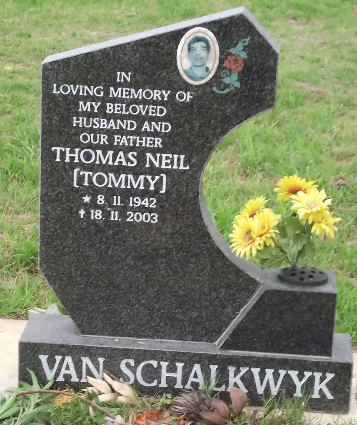 SCHALKWYK Thomas Neil, van 1942-2003