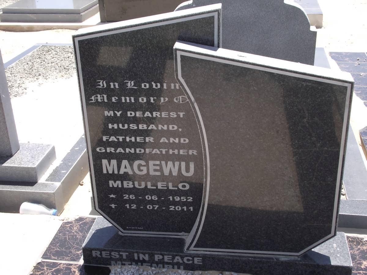 MAGEWU Mbulelo 1952-2011