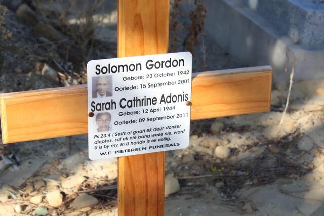 GORDON Solomon 1942-2001 & Sarah Cathrine Adonis 1944-2011