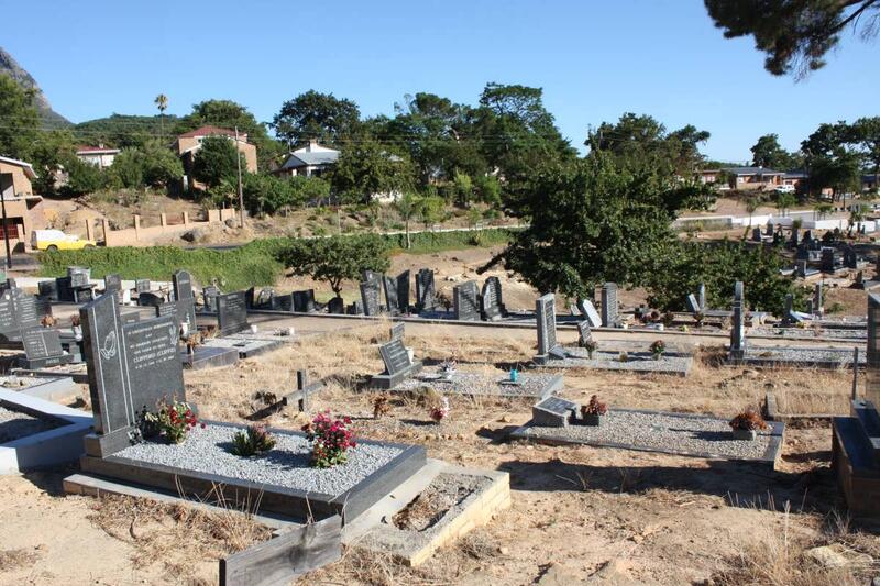 4. Overview of Pniel Cemetery