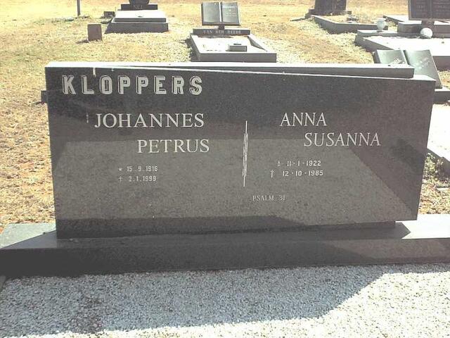 KLOPPER Johannes Petrus 1916-1999 & Anna Susanna 1922-1985