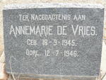VRIES Annemarie, de 1945-1946