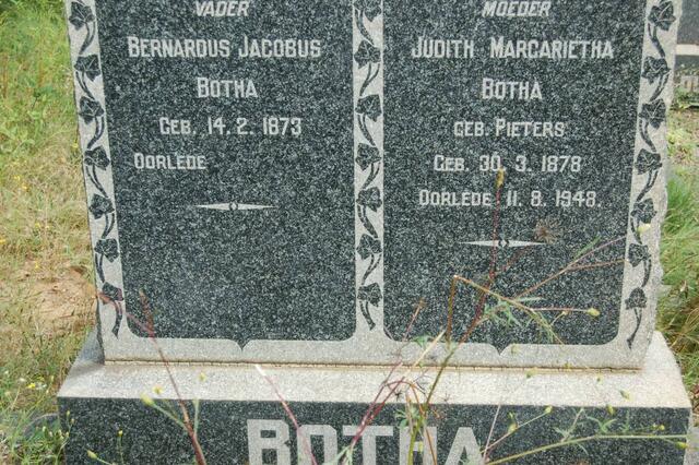 BOTHA Bernardus Jacobus 1873- & Judith Margarietha PIETERS 1878-1948